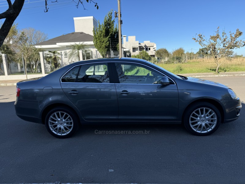 JETTA 2.5 I 20V 170CV GASOLINA 4P TIPTRONIC - 2008 - BENTO GONçALVES