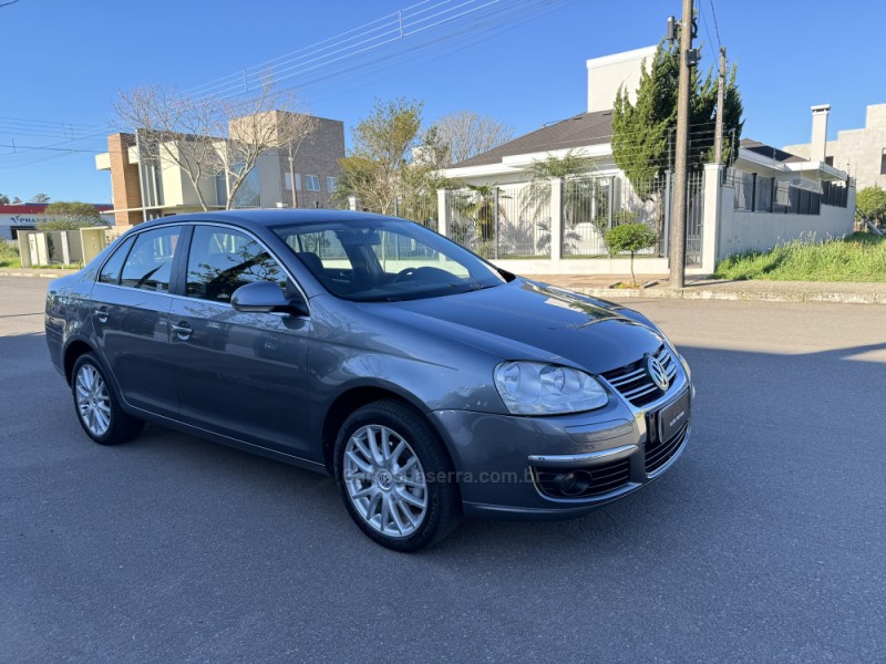 JETTA 2.5 I 20V 170CV GASOLINA 4P TIPTRONIC - 2008 - BENTO GONçALVES