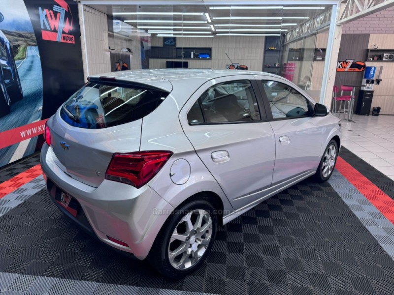 ONIX 1.0 LT PLUS 8V FLEX 4P MANUAL - 2019 - NOVO HAMBURGO