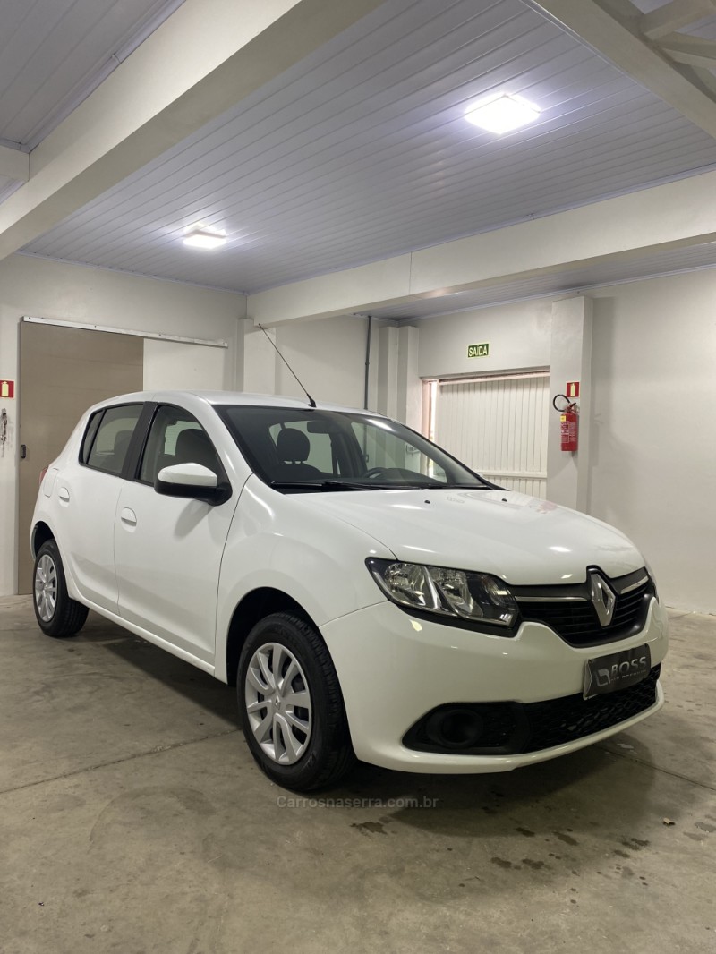 SANDERO 1.0 EXPRESSION 16V FLEX 4P MANUAL - 2017 - BENTO GONçALVES