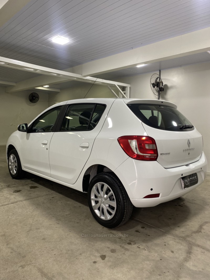 SANDERO 1.0 EXPRESSION 16V FLEX 4P MANUAL - 2017 - BENTO GONçALVES