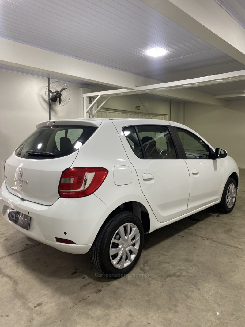 SANDERO 1.0 EXPRESSION 16V FLEX 4P MANUAL - 2017 - BENTO GONçALVES