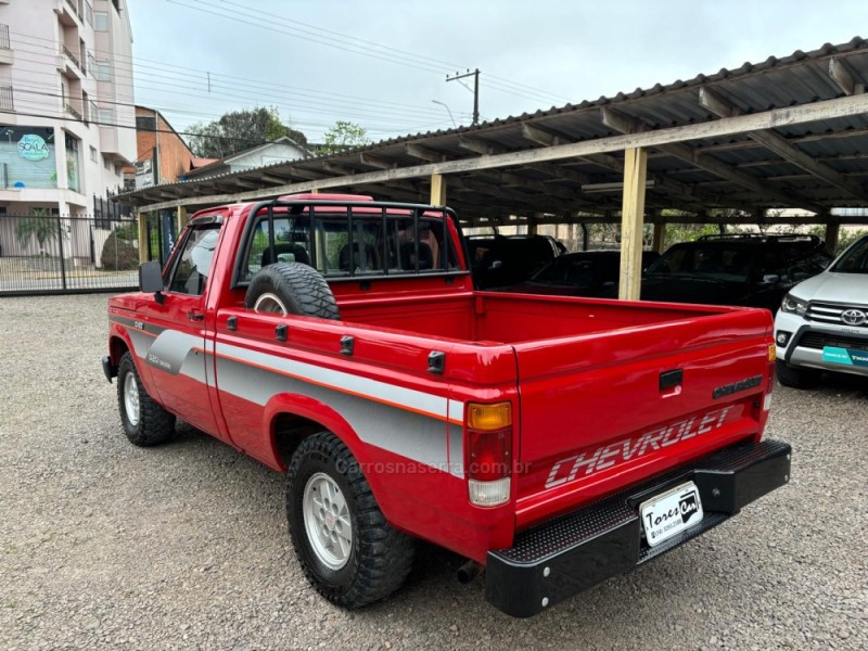 D20 4.0 CUSTOM S CS 8V DIESEL 2P MANUAL - 1989 - ANTôNIO PRADO