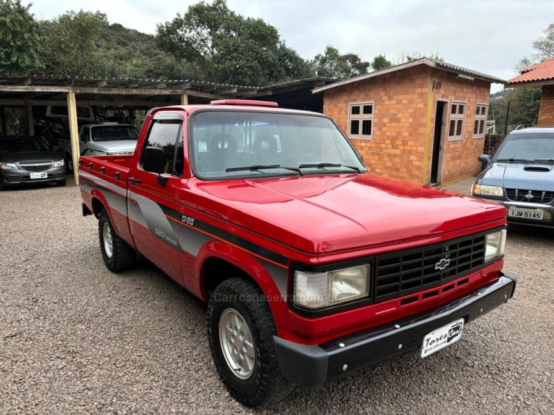 D20 4.0 CUSTOM S CS 8V DIESEL 2P MANUAL - 1989 - ANTôNIO PRADO