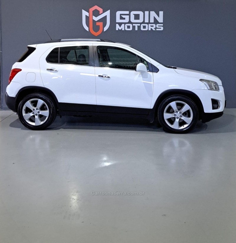 TRACKER 1.8 MPFI LTZ 4X2 16V FLEX 4P AUTOMÁTICO - 2014 - BENTO GONçALVES