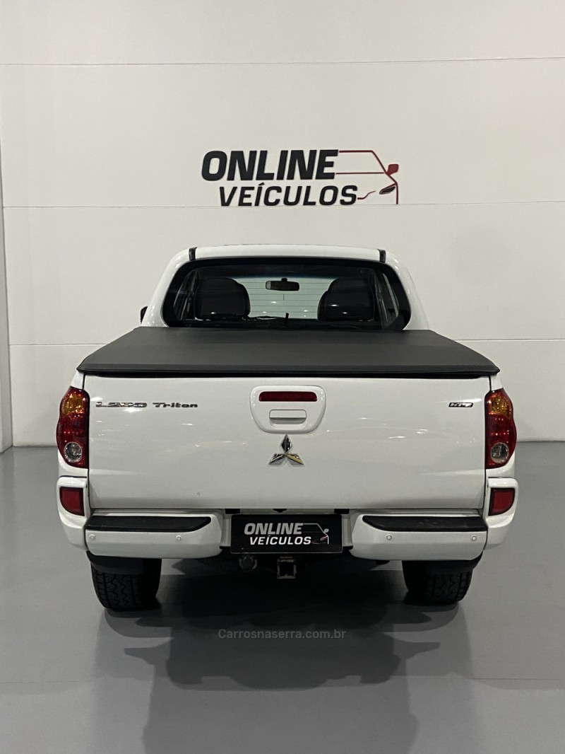 L200 TRITON 3.2 HPE 4X4 CD 16V TURBO INTERCOOLER DIESEL 4P AUTOMÁTICO - 2013 - FARROUPILHA