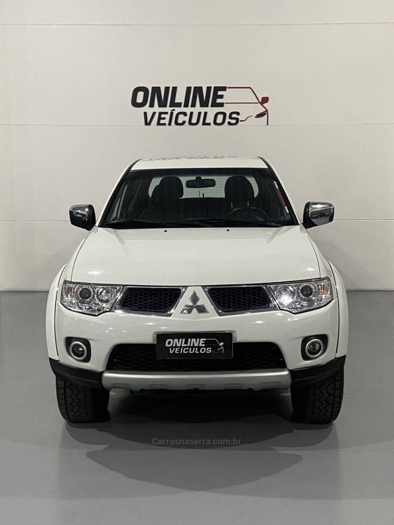 L200 TRITON 3.2 HPE 4X4 CD 16V TURBO INTERCOOLER DIESEL 4P AUTOMÁTICO - 2013 - FARROUPILHA