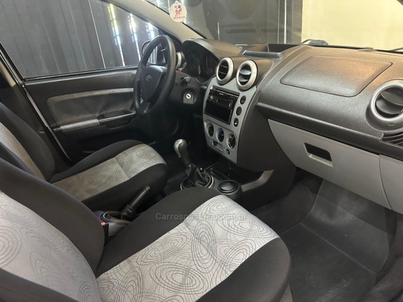 FIESTA 1.0 MPI SEDAN 8V FLEX 4P MANUAL - 2008 - NOVO HAMBURGO