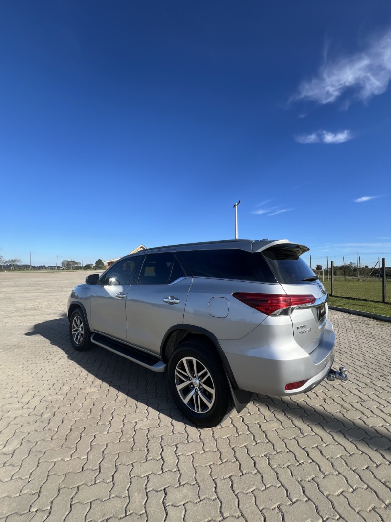 HILUX SW4 2.8 SRX 4X4 16V TURBO INTERCOOLER DIESEL 4P AUTOMÁTICO - 2019 - ANTôNIO PRADO