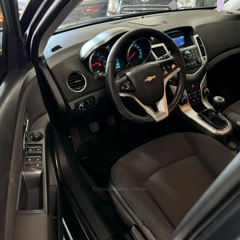 CRUZE 1.8 LT 16V FLEX 4P AUTOMÁTICO - 2014 - MONTENEGRO