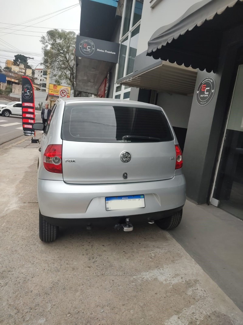 FOX 1.6 MI PLUS 8V FLEX 4P MANUAL - 2006 - CAXIAS DO SUL