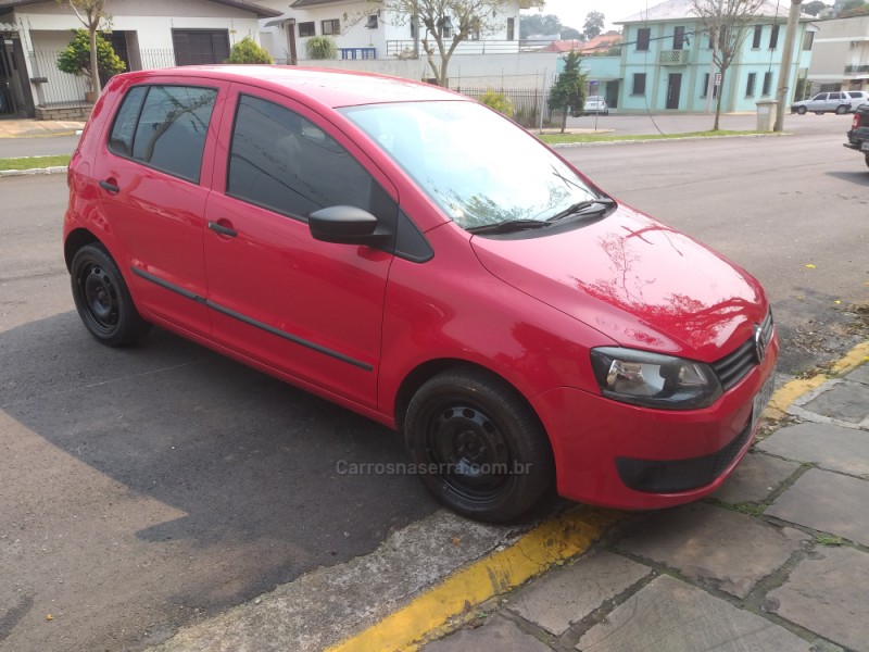 FOX 1.0 MI 8V FLEX 4P MANUAL - 2011 - VERANóPOLIS