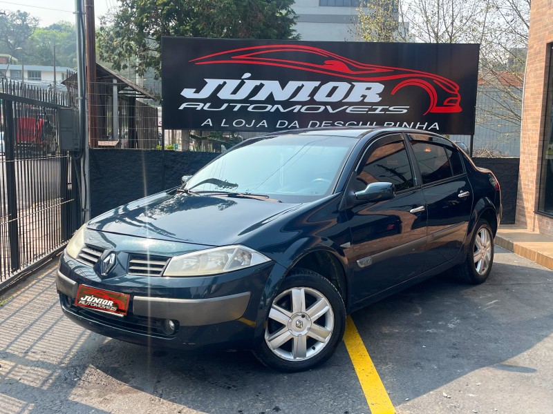 MÉGANE 1.6 DYNAMIQUE 16V FLEX 4P MANUAL - 2007 - CAXIAS DO SUL