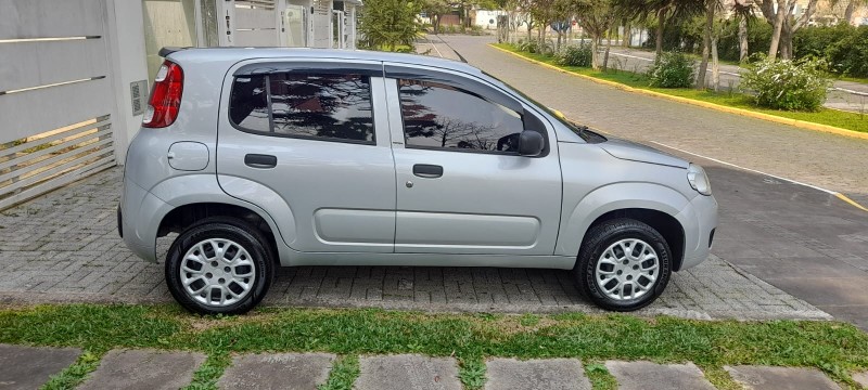 UNO 1.0 EVO VIVACE 8V FLEX 4P MANUAL - 2014 - FARROUPILHA