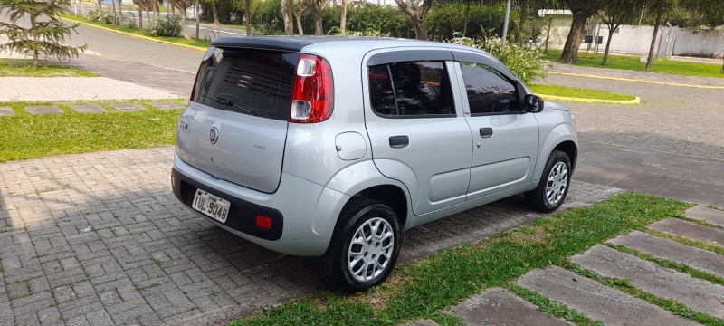 UNO 1.0 EVO VIVACE 8V FLEX 4P MANUAL - 2014 - FARROUPILHA