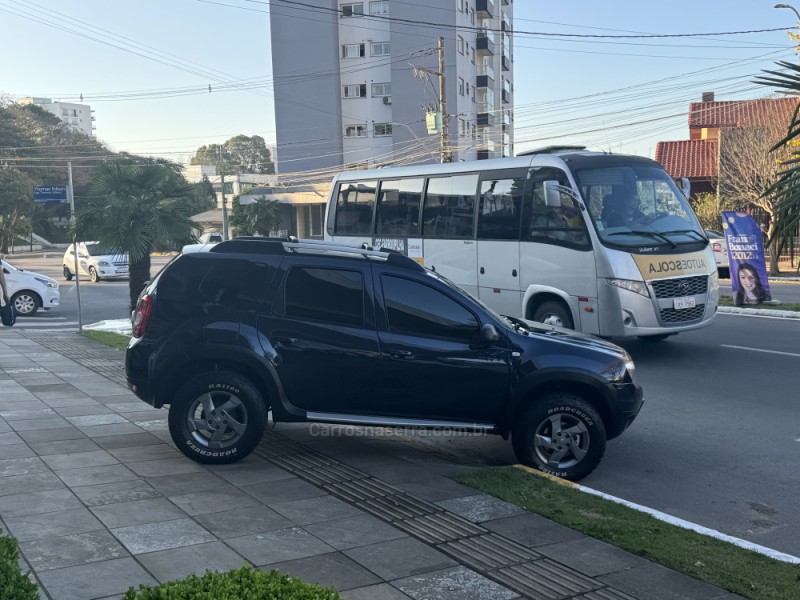 DUSTER 2.0 DYNAMIQUE 4X4 16V FLEX 4P MANUAL - 2012 - FARROUPILHA