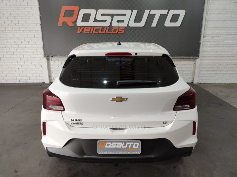 ONIX 1.0 LT 12V FLEX 4P MANUAL - 2022 - VENâNCIO AIRES