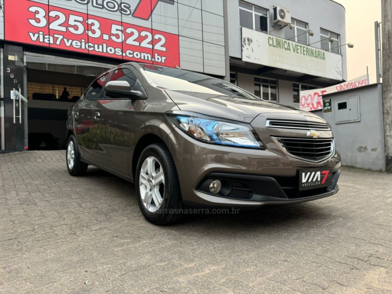 PRISMA 1.4 MPFI LT 8V FLEX 4P MANUAL - 2013 - NOVO HAMBURGO