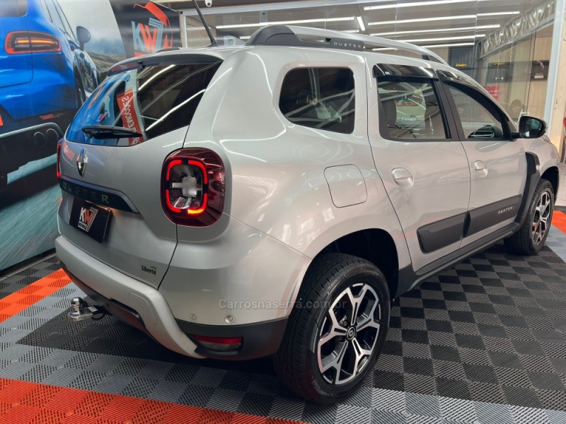 DUSTER 1.6 ICONIC 16V FLEX 4P AUTOMÁTICO - 2022 - NOVO HAMBURGO