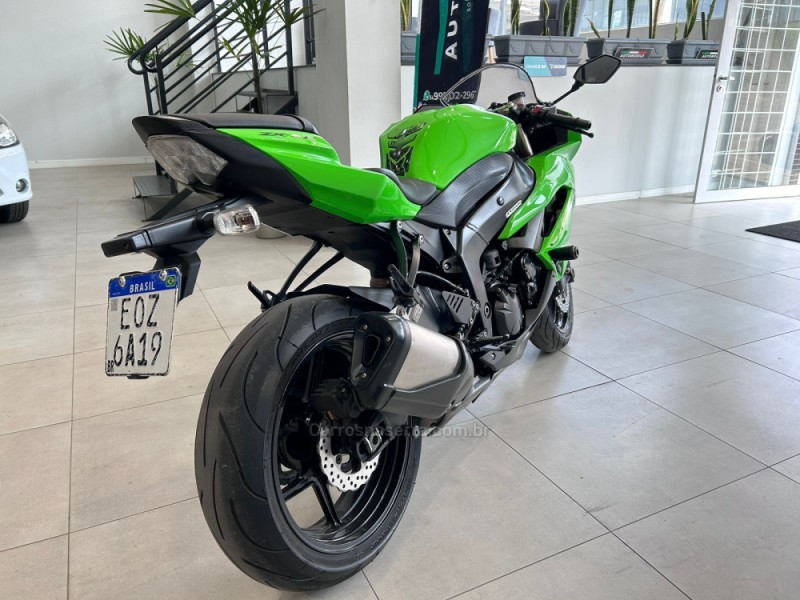 NINJA ZX-6R 600CC  - 2010 - ANTôNIO PRADO