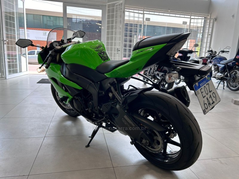 NINJA ZX-6R 600CC  - 2010 - ANTôNIO PRADO