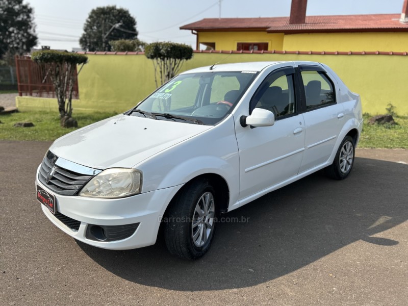 LOGAN 1.6 EXPRESSION 8V HI-FLEX 4P MANUAL - 2013 - VACARIA