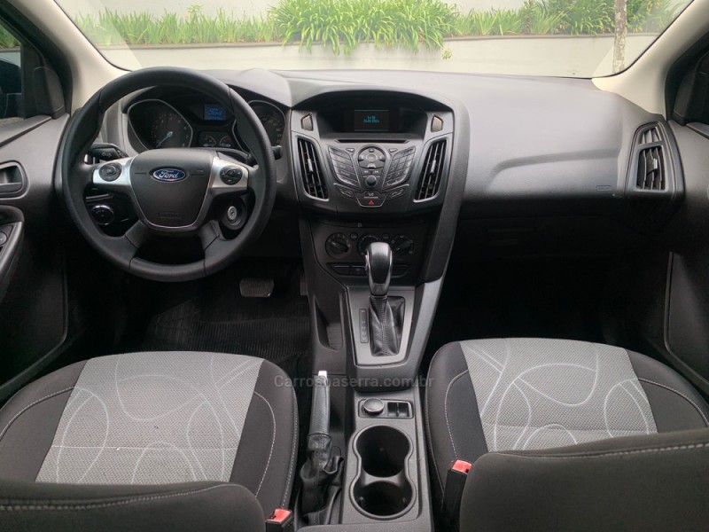 FOCUS 2.0 S SEDAN 16V FLEX 4P AUTOMÁTICO - 2014 - SAPIRANGA