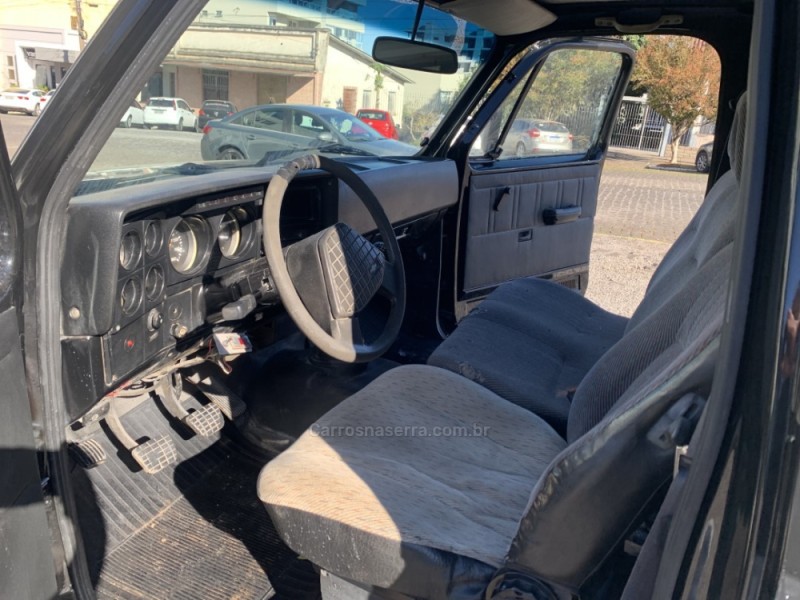 D20 4.0 CUSTOM DE LUXE CS 8V TURBO DIESEL 2P MANUAL - 1992 - GUAPORé