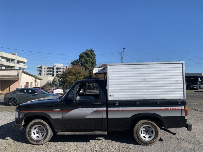 D20 4.0 CUSTOM DE LUXE CS 8V TURBO DIESEL 2P MANUAL - 1992 - GUAPORé