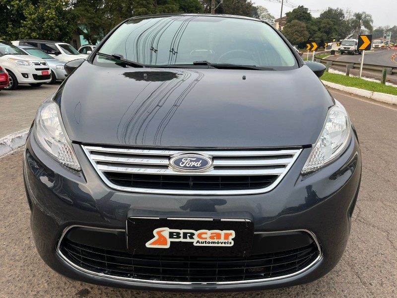 FIESTA 1.6 SE SEDAN 16V FLEX 4P MANUAL - 2011 - DOIS IRMãOS