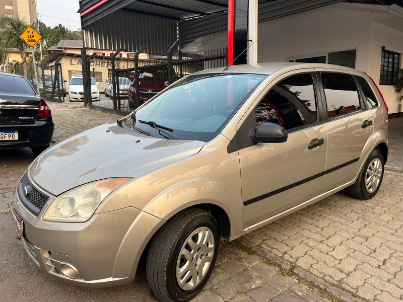 FIESTA 1.0 MPI CLASS 8V FLEX 4P MANUAL - 2008 - CAXIAS DO SUL