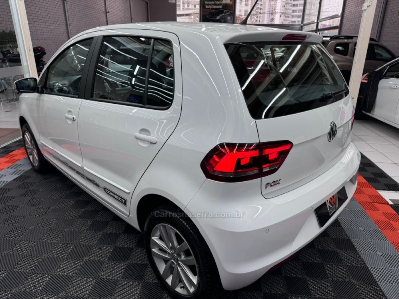 FOX 1.6 CONNECT 8V FLEX 4P MANUAL - 2021 - NOVO HAMBURGO