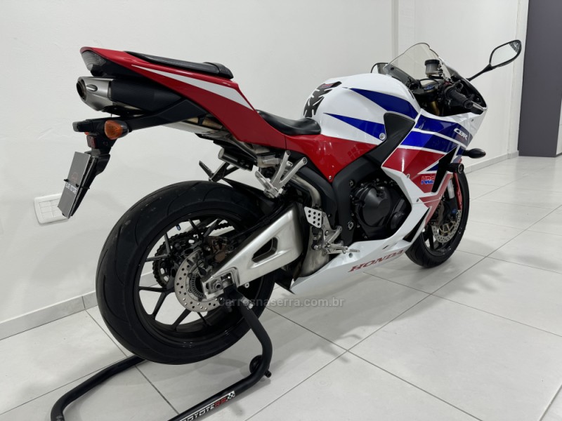 CBR 600RR ABS - 2014 - BENTO GONçALVES