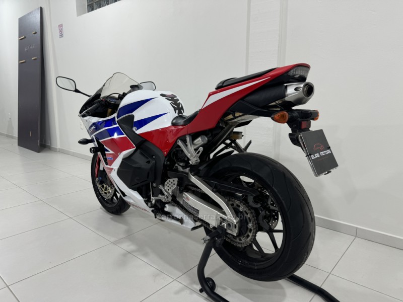 CBR 600RR ABS - 2014 - BENTO GONçALVES