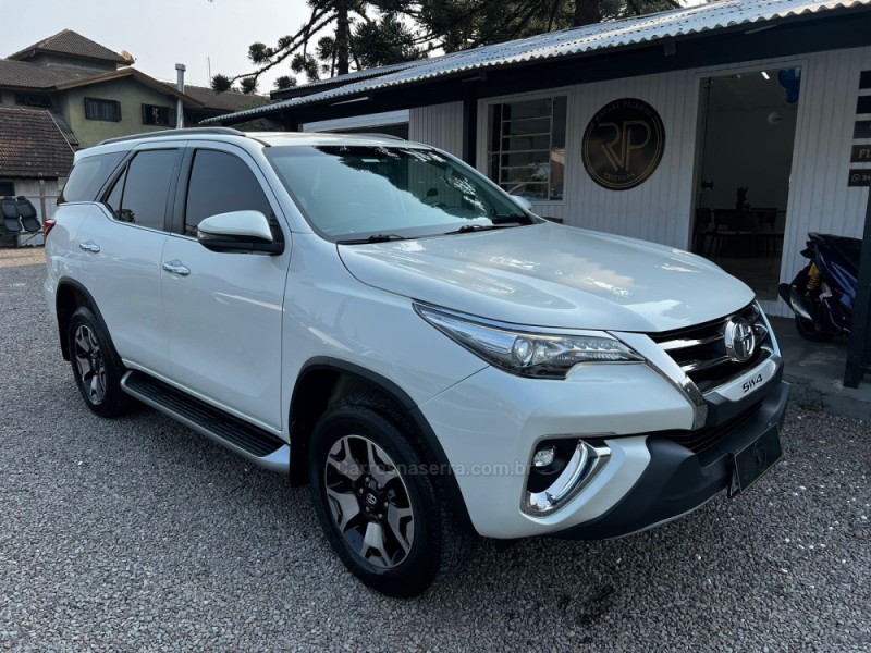 HILUX SW4 2.8 SRX 4X4 DIAMOND 16V TURBO DIESEL 4P 7 LUGARES AUTOMÁTICO - 2019 - CANELA