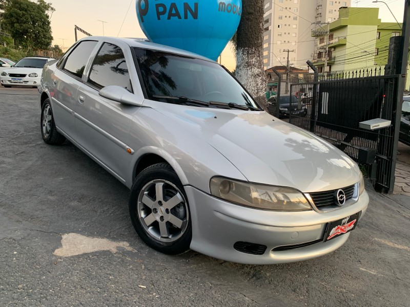 VECTRA 2.2 MPFI GL MILENIUM 8V GASOLINA 4P MANUAL - 2001 - CAXIAS DO SUL