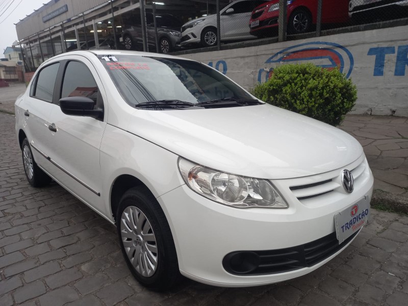 VOYAGE 1.6 MI 8V FLEX 4P MANUAL - 2011 - CAXIAS DO SUL