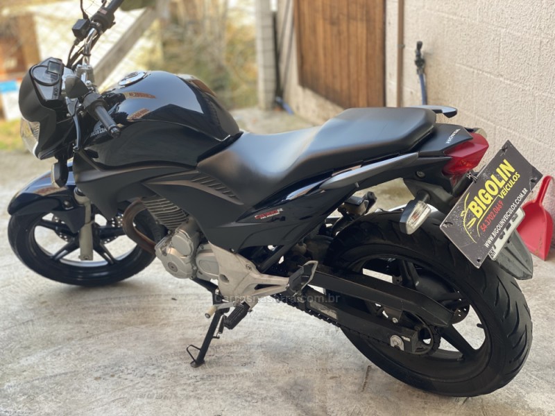 CB 300R  - 2012 - BENTO GONçALVES