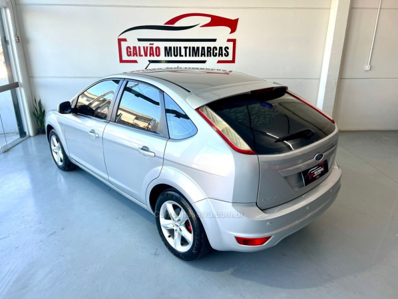 FOCUS 1.6 GLX 16V FLEX 4P MANUAL - 2011 - CAXIAS DO SUL