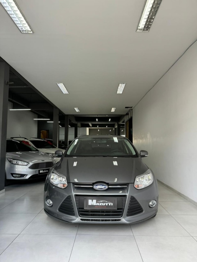 FOCUS 1.6 SE 16V FLEX 4P AUTOMÁTICO