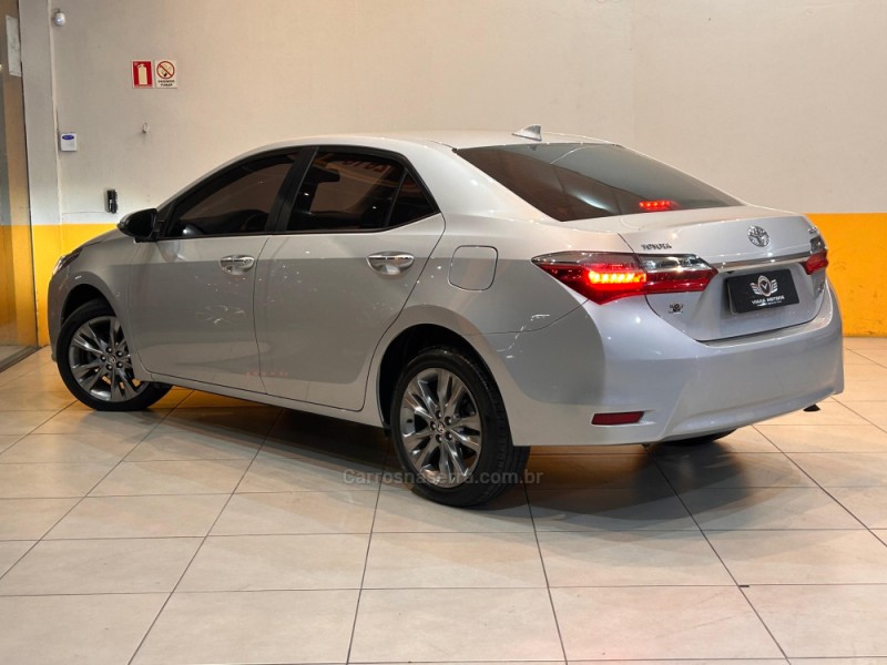 COROLLA 2.0 XEI 16V FLEX 4P AUTOMÁTICO - 2018 - SAPUCAIA DO SUL