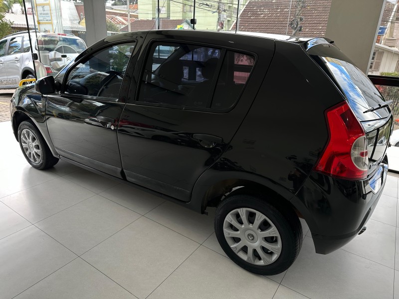 SANDERO 1.0 EXPRESSION 16V FLEX 4P MANUAL - 2010 - CAXIAS DO SUL