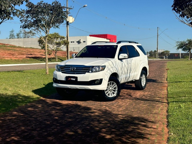 HILUX SW4 2.7 SR 4X2 16V FLEX 4P AUTOMÁTICO