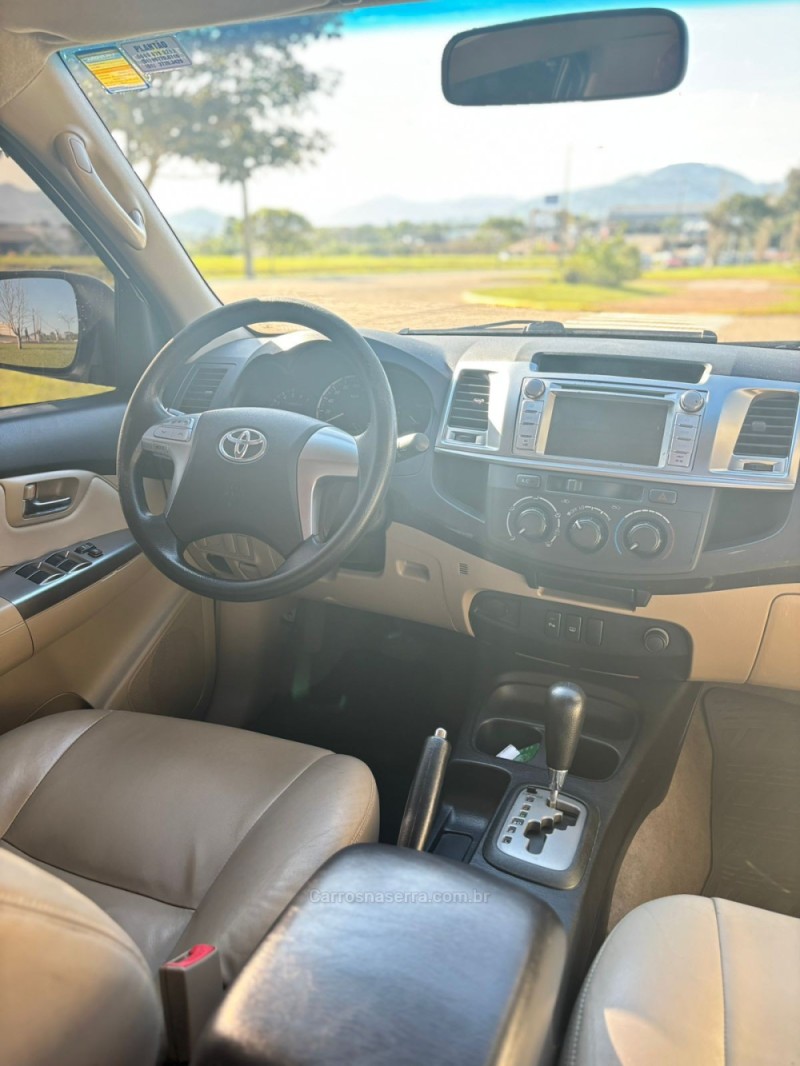 HILUX SW4 2.7 SR 4X2 16V FLEX 4P AUTOMÁTICO - 2015 - LAJEADO