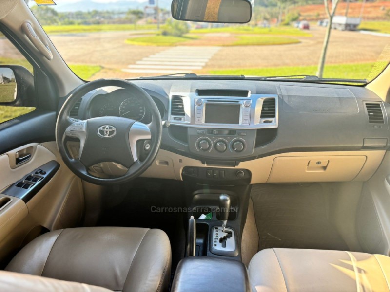 HILUX SW4 2.7 SR 4X2 16V FLEX 4P AUTOMÁTICO - 2015 - LAJEADO