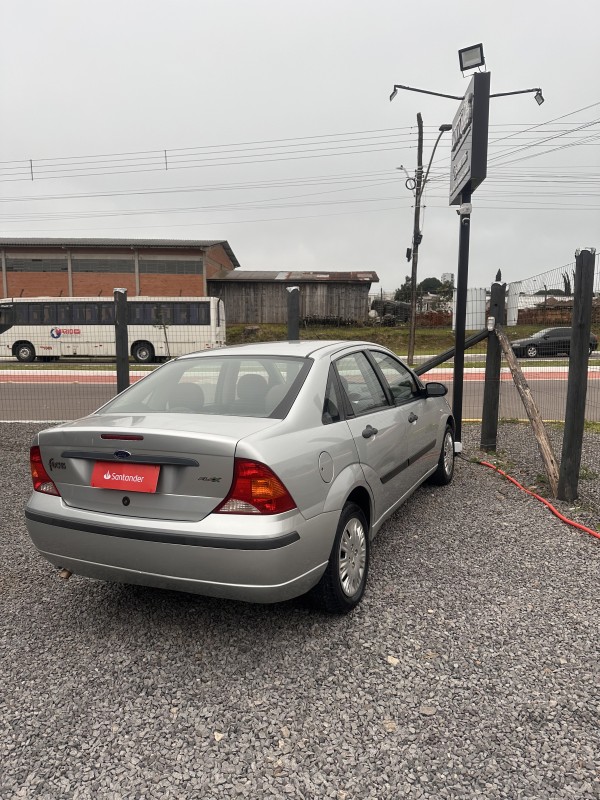 FOCUS 1.6 GLX 16V FLEX 4P MANUAL - 2008 - FARROUPILHA