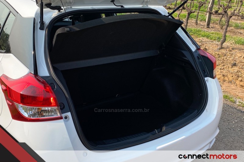 YARIS 1.3 XL LIVE 16V FLEX 4P AUTOMÁTICO - 2022 - BENTO GONçALVES