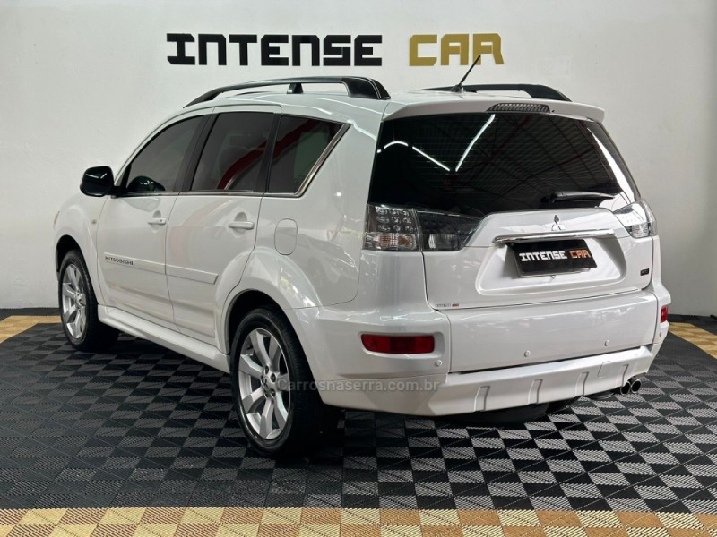 OUTLANDER 3.0 GT4 4X4 V6 24V GASOLINA 4P AUTOMÁTICO - 2013 - NOVO HAMBURGO