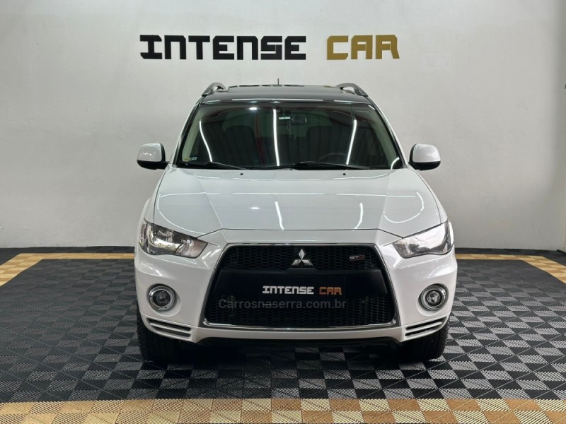 OUTLANDER 3.0 GT4 4X4 V6 24V GASOLINA 4P AUTOMÁTICO - 2013 - NOVO HAMBURGO