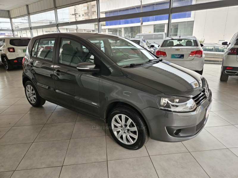 FOX 1.6 MI 8V FLEX 4P MANUAL - 2014 - TAPEJARA